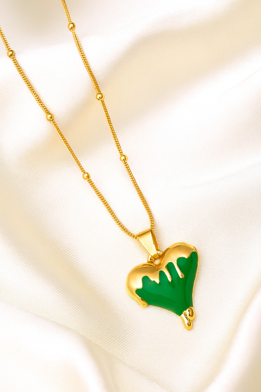 Emerald Drip Heart Pendant Necklace – Anti Tarnish Gold Finish