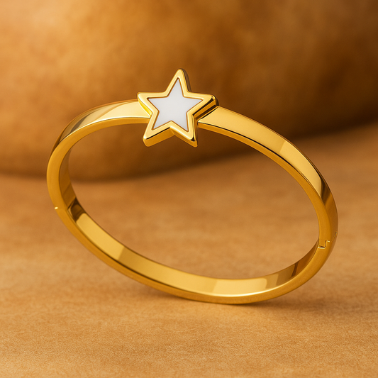 ⭐ Stellar Glow Anti-Tarnish Star Bracelet